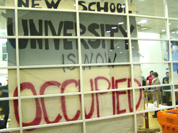 universitetas okupuotas